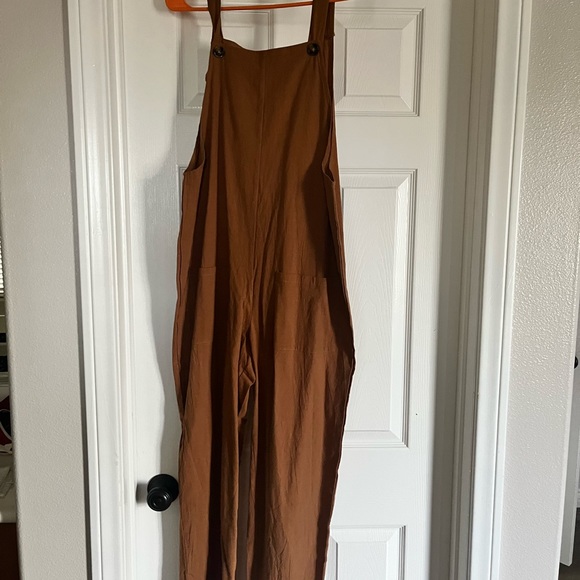 Jumpsuit - Picture 3 of 3